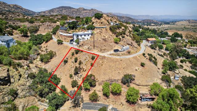 8554 Hillcroft Drive, West Hills CA: https://media.crmls.org/mediaz/70a6bdf6-b1fa-4213-9720-72ced6801ffc.jpg