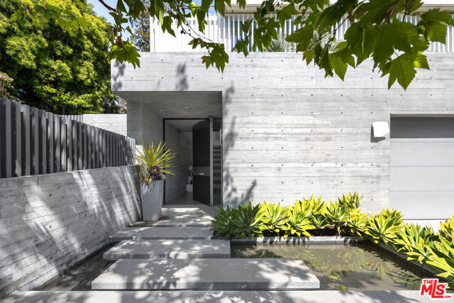 Drew Fenton | 12251 Castlegate Drive Los Angeles CA | MLS: 7060159