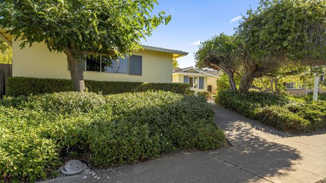 940 Kennard Way, Sunnyvale CA: https://media.crmls.org/mediaz/70a7c28f-a0f3-4810-b415-a5c303ee4607.jpg