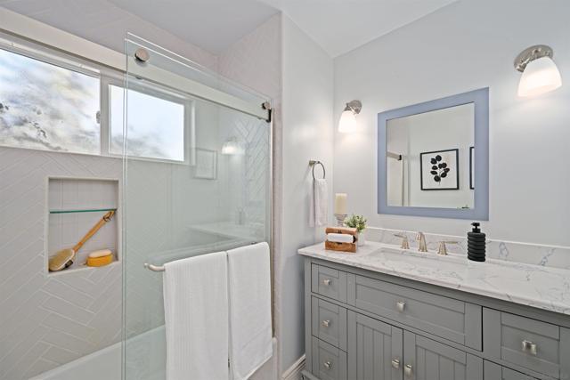 4333 Mount Putman Avenue, San Diego CA: https://media.crmls.org/mediaz/70a84068-110f-4327-9027-38ceb0488959.jpg