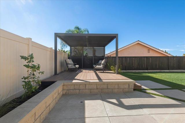 Detail Gallery Image 34 of 38 For 7310 Esfera St, Carlsbad,  CA 92009 - 4 Beds | 3 Baths