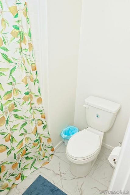 1367 Santa Diana, Chula Vista CA: https://media.crmls.org/mediaz/70aa02dc-8c6a-4960-8148-01e303b02b35.jpg