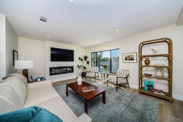 1612 Chatsworth Blvd, San Diego, California 92107, 3 Bedrooms Bedrooms, ,2 BathroomsBathrooms,Single Family Residence,For Sale,Chatsworth Blvd,240023049SD