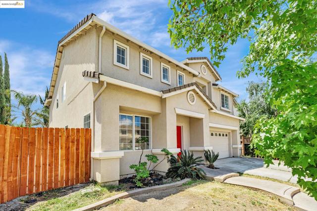 1261 King Loop, Tracy CA: https://media.crmls.org/mediaz/70aae3da-8adf-4407-bd23-2996f9c37c03.jpg