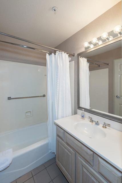 302 Seascape Resort Drive, Aptos CA: https://media.crmls.org/mediaz/70ab2975-b769-404d-9815-a1529532fa08.jpg