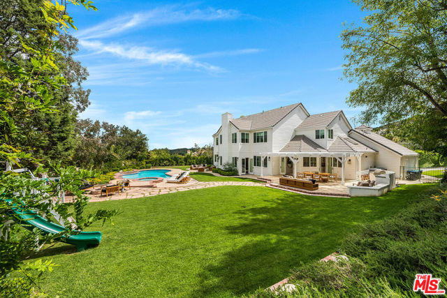 Details for 24049 Chestnut Way, Calabasas, CA 91302