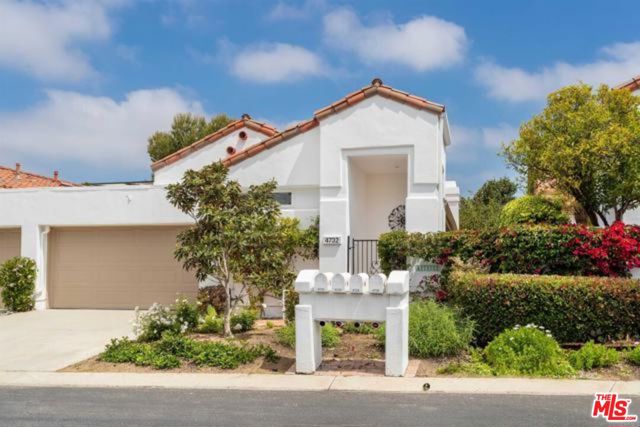4732 Galicia Way, Oceanside CA: https://media.crmls.org/mediaz/70ab87de-26e6-4a46-b5cd-349d7ccd791c.jpg