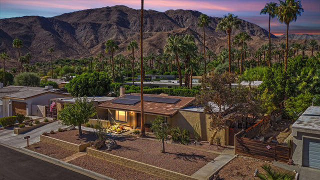71521 Halgar Road, Rancho Mirage CA: https://media.crmls.org/mediaz/70abf876-1920-41cd-a219-5067abdaf678.jpg