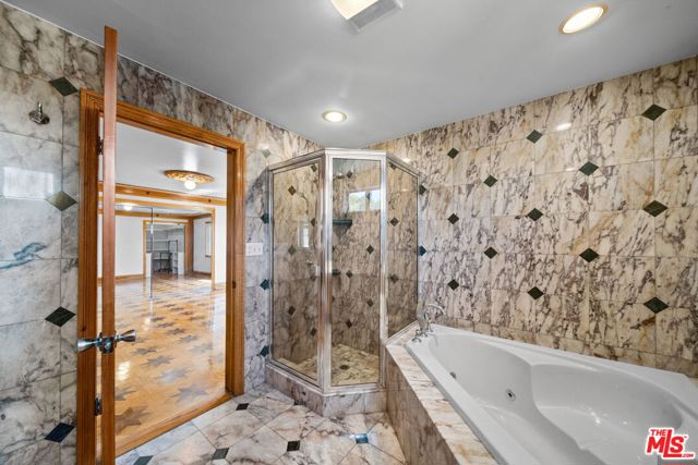 8058 Fulton Avenue photo 20