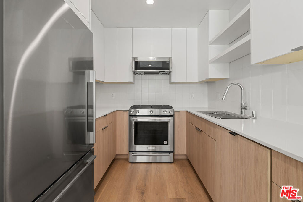 612 Huntley Drive #7