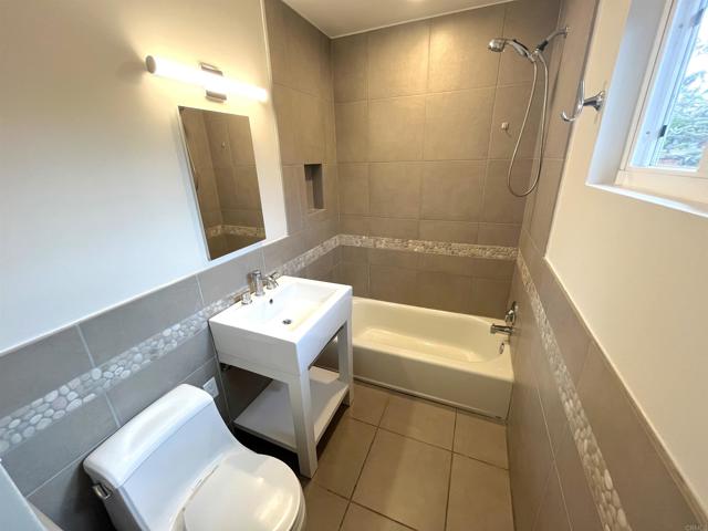 Detail Gallery Image 35 of 46 For 804 & 814 Clark Ave, Encinitas,  CA 92024 - 3 Beds | 2 Baths