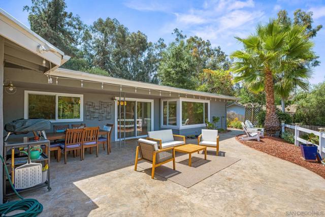11461 Fuerte Farms Rd, El Cajon CA: https://media.crmls.org/mediaz/70aca8e4-beb2-4a99-8a6f-960c7193e734.jpg