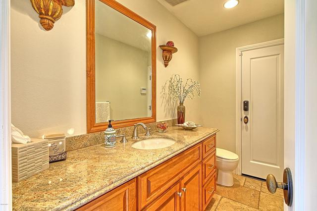 5350 Edgehill Circle, Ventura CA: https://media.crmls.org/mediaz/70acacdb-536c-4791-b98b-106bc323cf0c.jpg