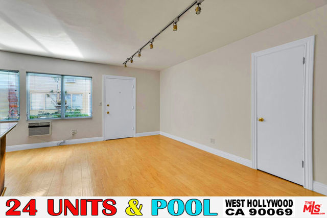 928 San Vicente Boulevard, West Hollywood, California 90069, ,Multi-Family,For Sale,San Vicente,24471791