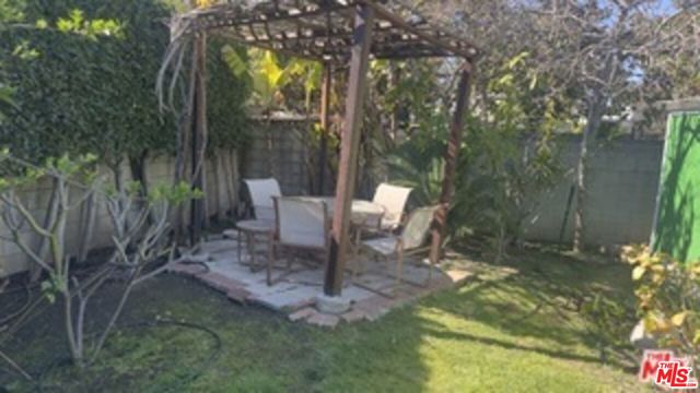 1903 S Westgate Avenue, Los Angeles CA: https://media.crmls.org/mediaz/70ae921c-e889-4de6-8a81-038bbf380974.jpg