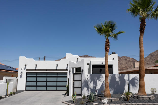 53770 Avenida Rubio, La Quinta CA: https://media.crmls.org/mediaz/70aeb0a9-a56c-4931-a8dc-e0daf7cea760.jpg