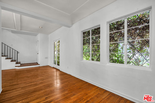10801 LINDBROOK Drive, Los Angeles CA: https://media.crmls.org/mediaz/70af7748-5894-41fb-9600-2e9357ebb4e5.jpg
