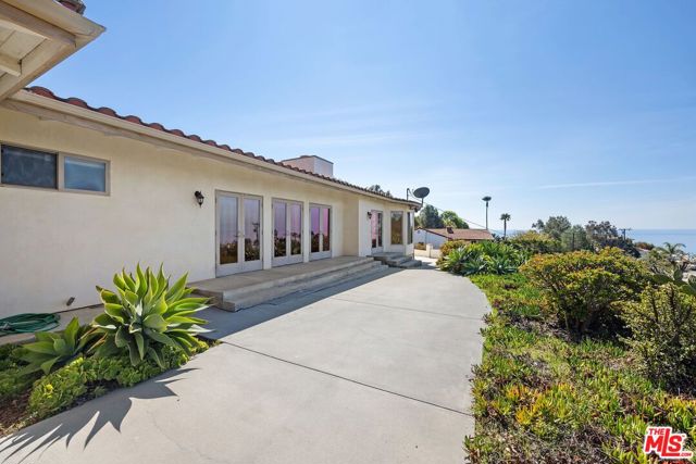 Drew Fenton | 27104 Sea Vista Drive Malibu CA | MLS: 7269176
