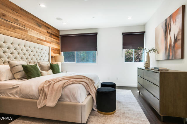 Detail Gallery Image 11 of 28 For 2504 via Artis, Los Angeles,  CA 90039 - 3 Beds | 3 Baths