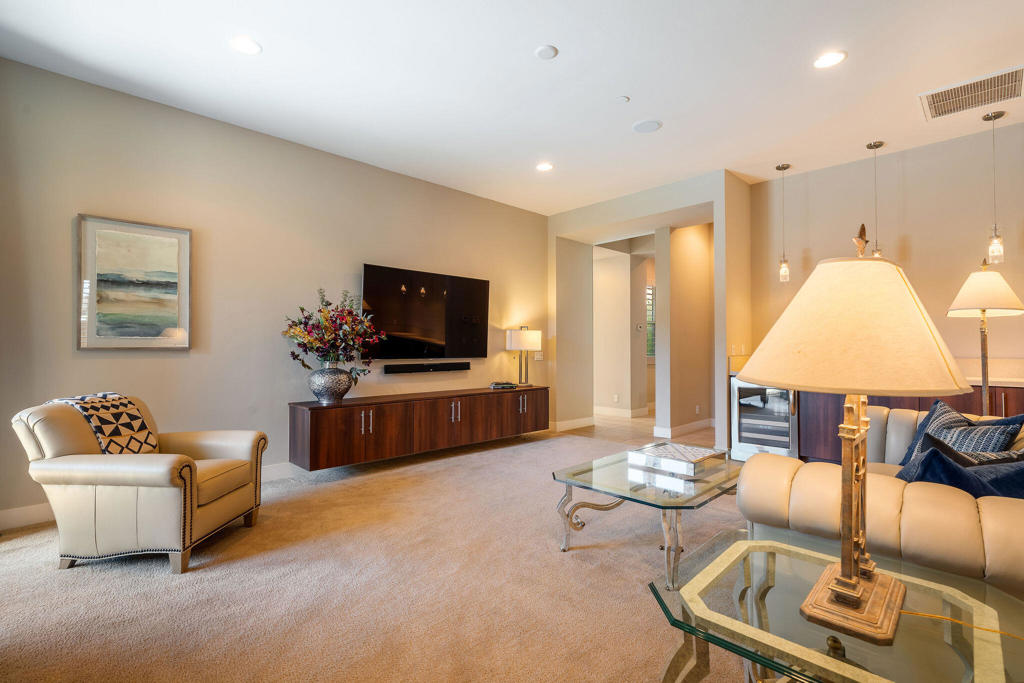 MLS #219139592DA image #27