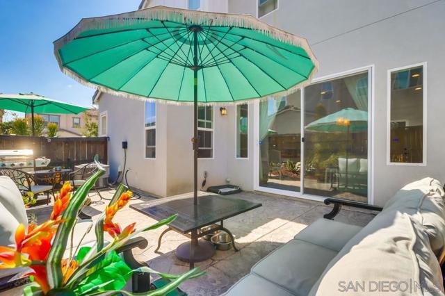 1225 Camino Avalon, Chula Vista CA: https://media.crmls.org/mediaz/70b1fd4b-cfce-4f03-a946-a6ecd847c7fe.jpg