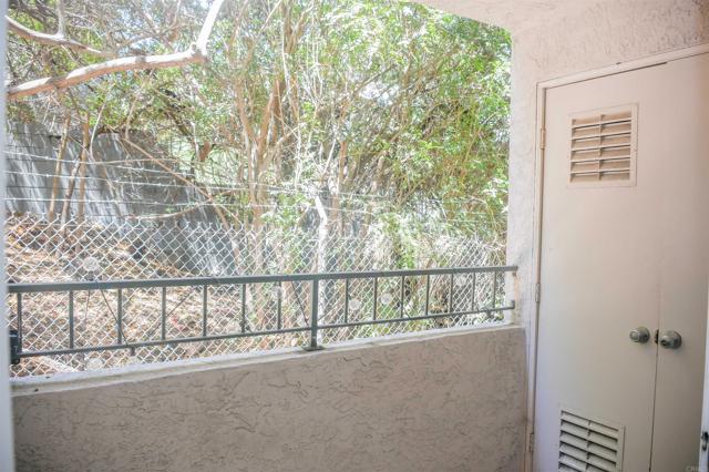 Detail Gallery Image 25 of 34 For 3078 Broadway, San Diego,  CA 92102 - 2 Beds | 2 Baths