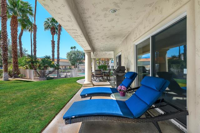 618 Vista Lago N Circle, Palm Desert CA: https://media.crmls.org/mediaz/70b2470f-ee85-40b0-8d30-7c2ffab8968b.jpg
