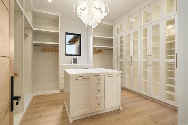 Detail Gallery Image 12 of 15 For 16345 Los Arboles, Rancho Santa Fe,  CA 92067 - 7 Beds | 7/2 Baths