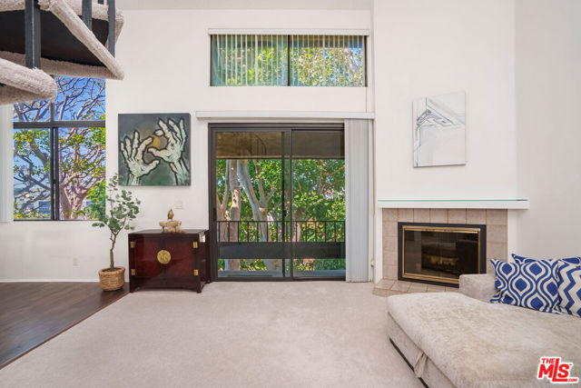 8114 Manitoba Street, Playa del Rey CA: https://media.crmls.org/mediaz/70b3d205-0fd4-4987-adef-e07ffb9e0451.jpg