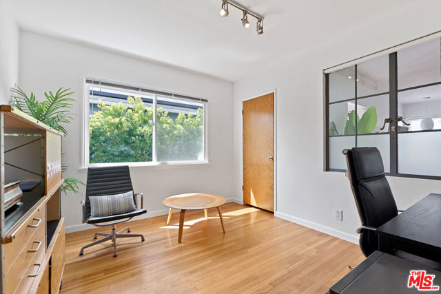 514 California Street, El Segundo CA: https://media.crmls.org/mediaz/70b53d73-ced5-42ab-9146-71297149e227.jpg