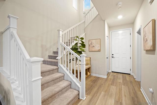 28079 Harvest Ct, Valley Center CA: https://media.crmls.org/mediaz/70b669ed-5242-4230-953e-341b3002cd57.jpg