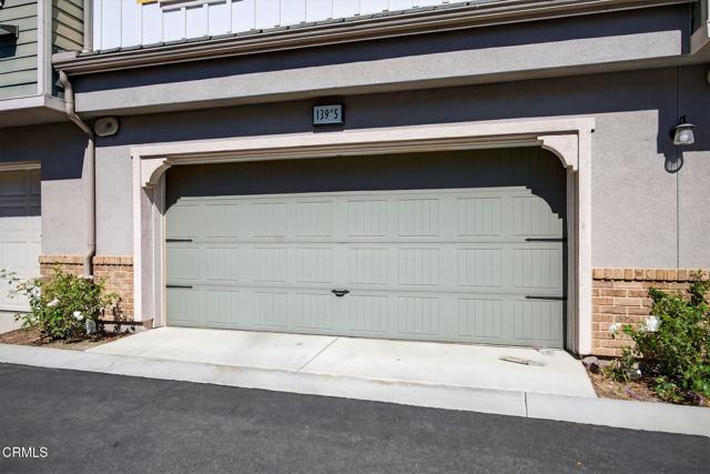 139 Farmhouse Drive, Simi Valley CA: https://media.crmls.org/mediaz/70b66b95-3894-4a80-8432-c75daf7f20ca.jpg