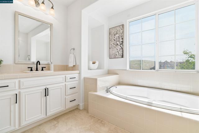 Image 26 of 55 For 2650 Casella Way