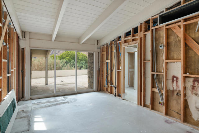 925 W Coronado Avenue, Palm Springs, CA 92262