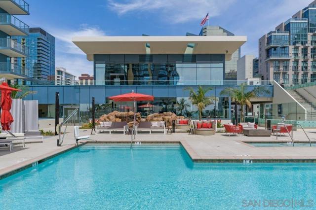 1388 Kettner Blvd, San Diego CA: https://media.crmls.org/mediaz/70b6f59c-d88f-4958-a714-1e2e5ed672bd.jpg