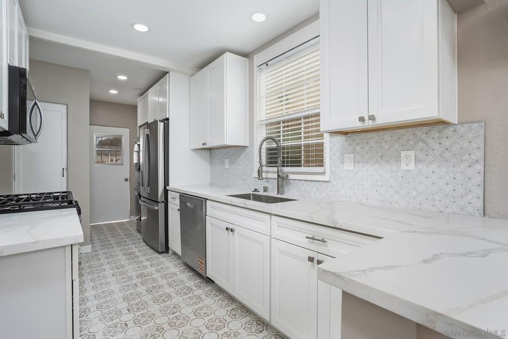 4337 Felton St - photo 12