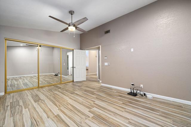 Image 46 of 50 For 46395 Ryway Place 9