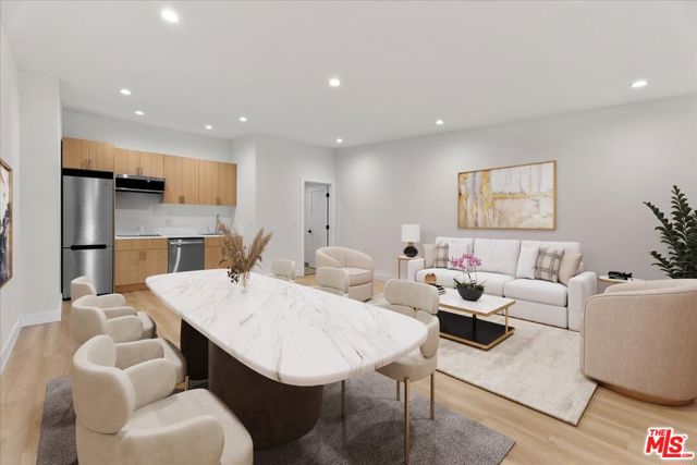 8644 Venice Boulevard, Los Angeles CA: https://media.crmls.org/mediaz/70b775ea-4920-4f91-9f7e-ee68d1fd338a.jpg