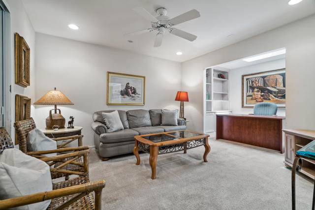 73259 Boxthorn Lane, Palm Desert CA: https://media.crmls.org/mediaz/70b93709-d6a5-4242-8add-829addf9c51c.jpg