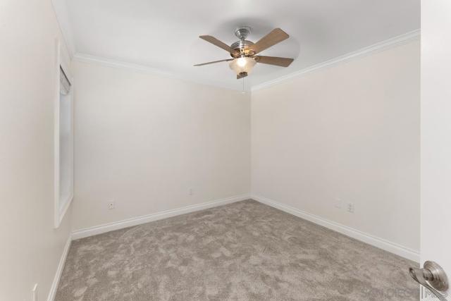 10496 Rancho Carmel dr, San Diego CA: https://media.crmls.org/mediaz/70b99644-2321-4c56-89c0-55b717e01070.jpg