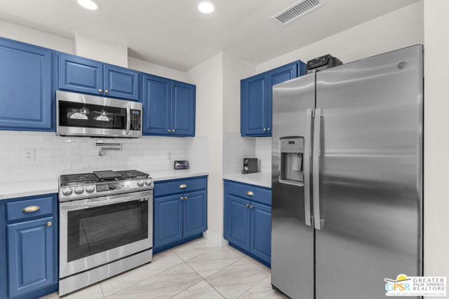 67795 Medano Road, Cathedral City CA: https://media.crmls.org/mediaz/70ba8c31-d6ca-42fb-8c87-a5bd41be5453.jpg