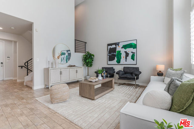 7100 Playa Vista Drive, Playa Vista CA: https://media.crmls.org/mediaz/70bab8e7-52c3-4f33-9e96-79f526edf7ec.jpg