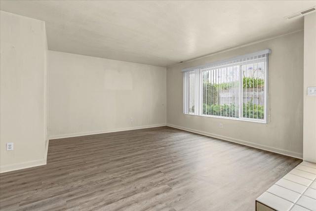 3137 Seacrest Avenue, Marina CA: https://media.crmls.org/mediaz/70bab9d3-8a96-4edd-8b94-46657e1e5752.jpg