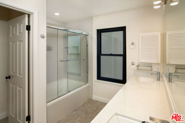 2481 Rebecca Lynn Way, Santa Clara CA: https://media.crmls.org/mediaz/70bb5517-b8b4-4681-bf86-dc2d9f1275e0.jpg