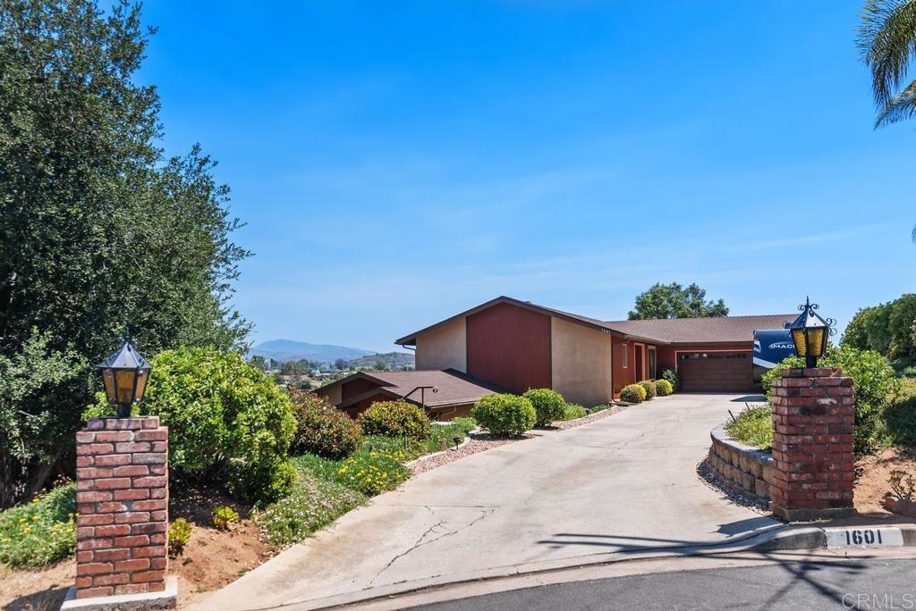1601 Donalor Drive