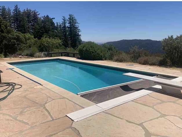25300 Loma Prieta Avenue, Los Gatos CA: https://media.crmls.org/mediaz/70bce638-a62c-4825-b7e7-bfc2de2e95a5.jpg