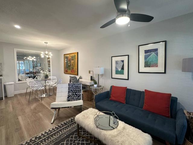 2801 N Los Felices E Circle, Palm Springs CA: https://media.crmls.org/mediaz/70bd3a47-9c74-405e-89e7-00a98eee6111.jpg