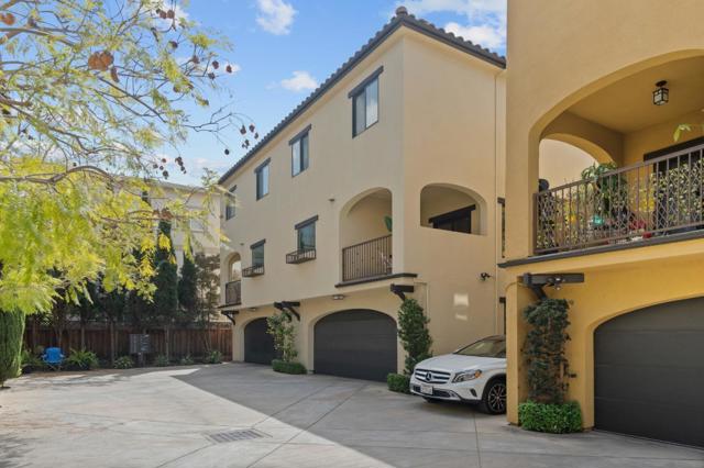 427 Willow Glen Way, San Jose CA: https://media.crmls.org/mediaz/70be1cfe-7f3d-42b4-a7c4-227bd97899fd.jpg
