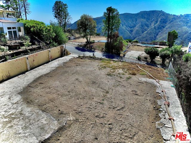 Drew Fenton | 16751 Monte Hermoso Drive Pacific Palisades CA | MLS: 7391024