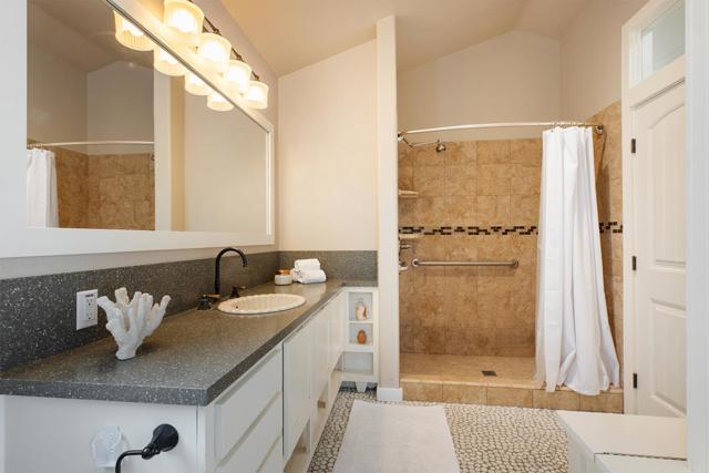 2395 Delaware Avenue, Santa Cruz CA: https://media.crmls.org/mediaz/70bfc9ef-7e4e-412b-ae4b-2f09a1bd0c80.jpg